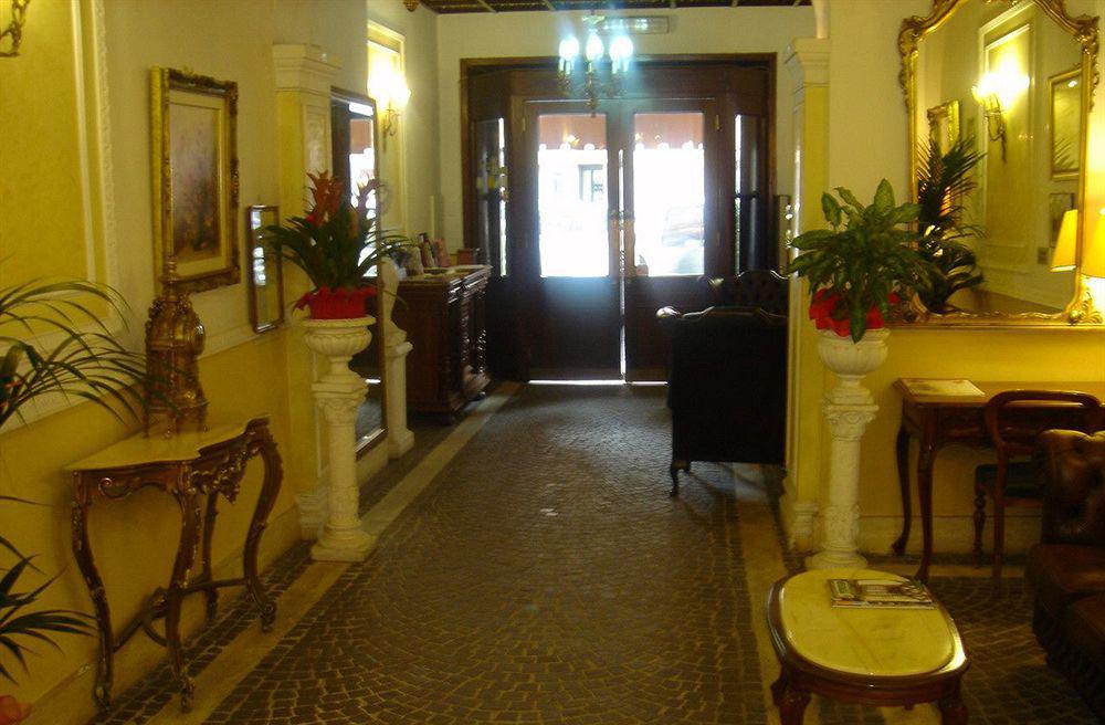 Hotel D'este 3*